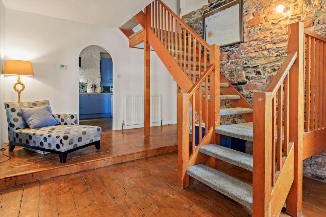 Old Church House Villa Torquay Bagian luar foto